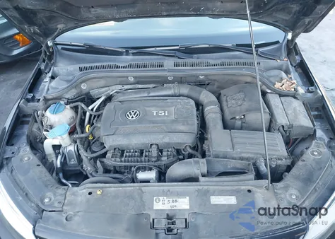 2014 Volkswagen Jetta 1.8T Se z USA, uszkodzony, nr VIN 3VWD17AJ5EM419168